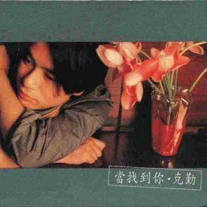 一边摸一边抽搐一进一出视频
