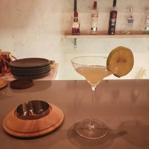 一边摸一边抽搐一进一出视频
